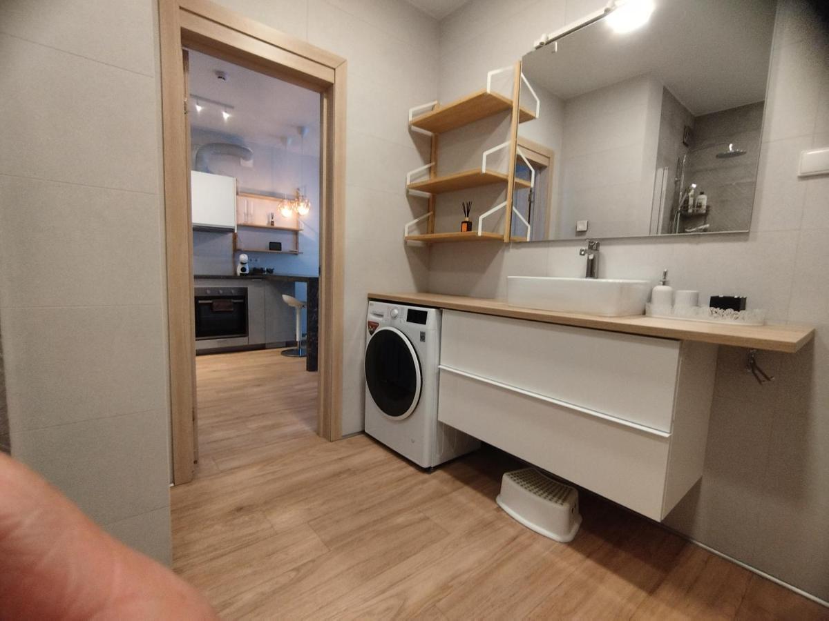 Castle Town Apartment Каунас Экстерьер фото